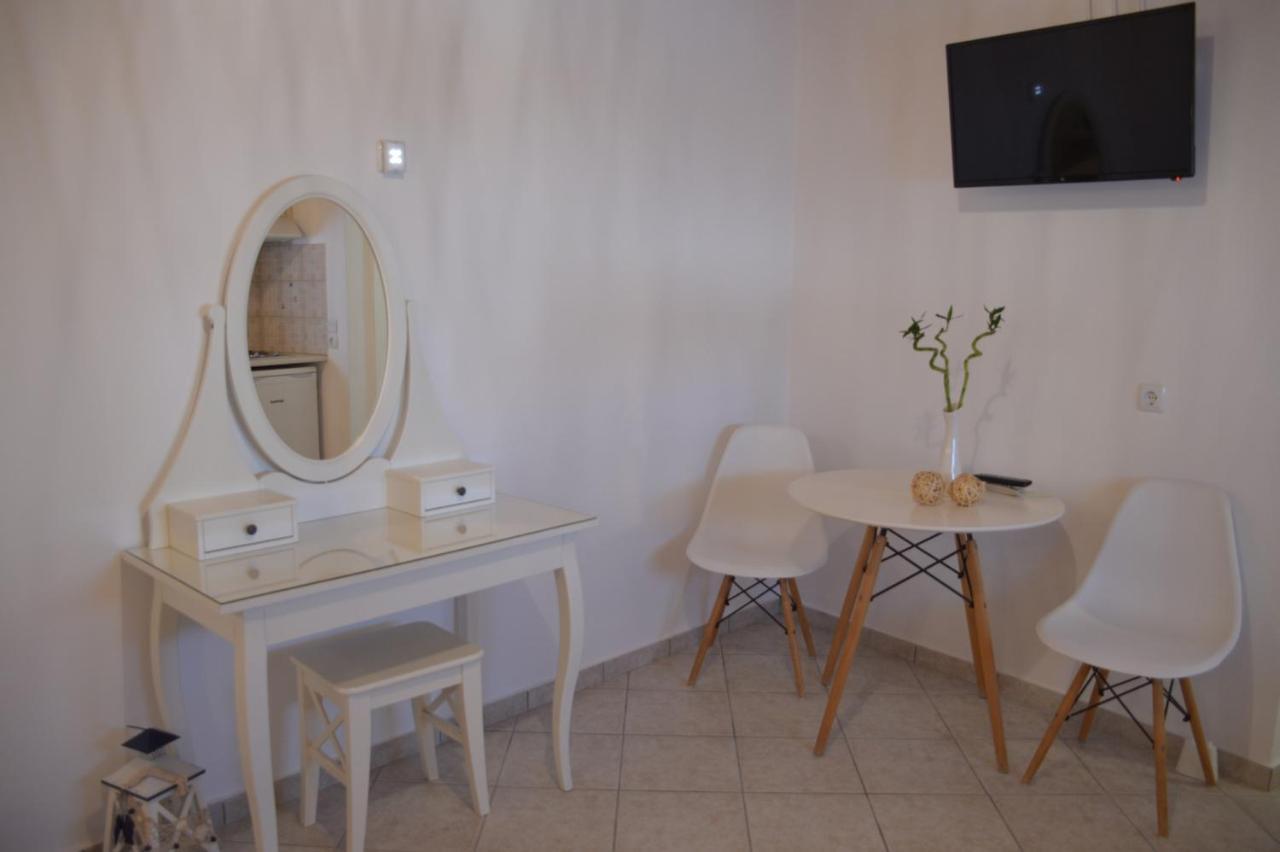 Cute Studio In Milos تريبيتي المظهر الخارجي الصورة